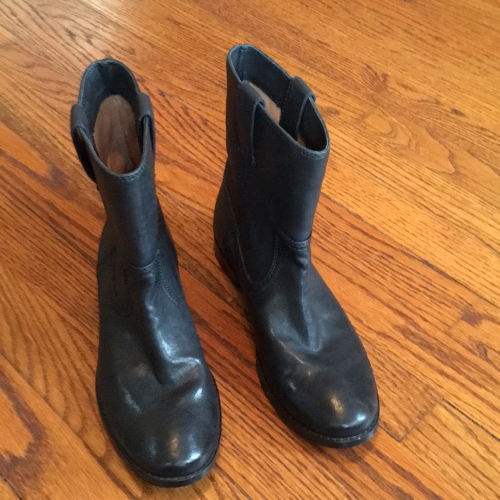 Frye black boots size 7.5